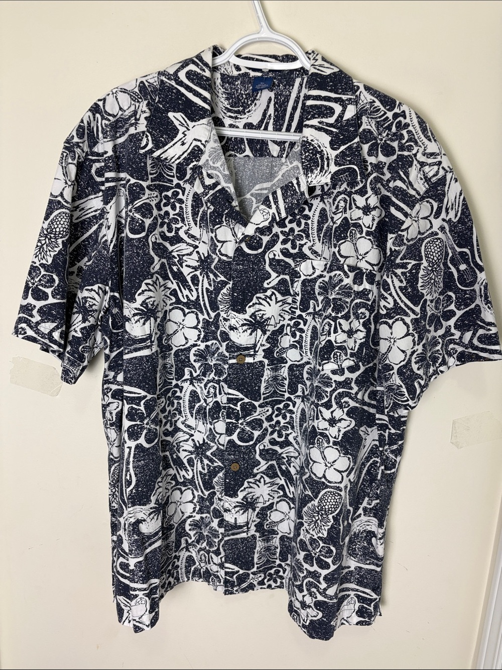 Vintage Falls Creek Navy and White Floral Hawaiian Camp Shirt
